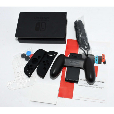 CONSOLA NINTENDO SWITCH AZUL ROJA