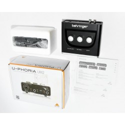 INTERFAZ AUDIO BEHRINGER U-PHORIA UM2