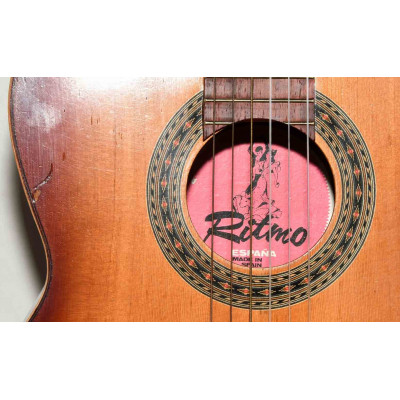 GUITARRA CLASICA RITMO DETERIORADA