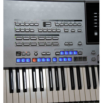 TECLADO SINTETIZADOR YAMAHA TYROS5 76