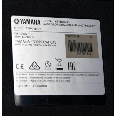 TECLADO SINTETIZADOR YAMAHA TYROS5 76