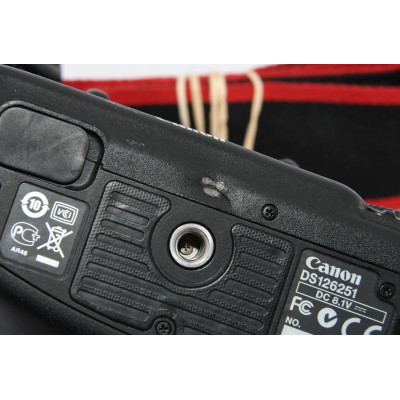 CAMÁRA CANON EOS 7D + 50MM F:1.8 II