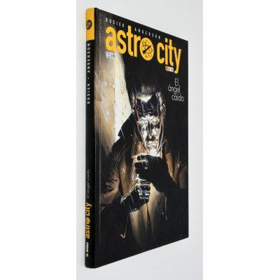 ASTRO CITY - EL ANGEL CAIDO