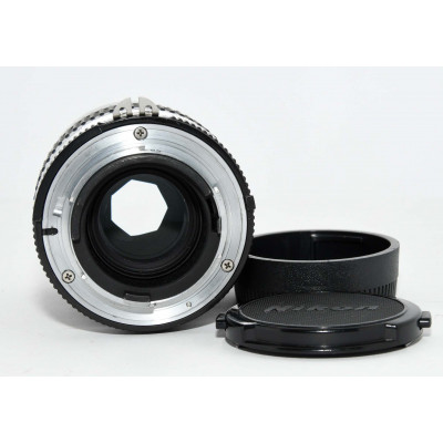 OBJETIVO NIKON 135MM 2.5 AIS