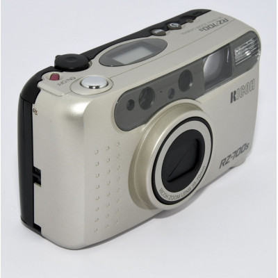 CAMARA COMPACTA ANALÓGICA RICOH RZ-700S