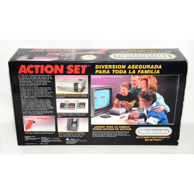 CONSOLA NINTENDO NES CON CAJA Y PISTOLA