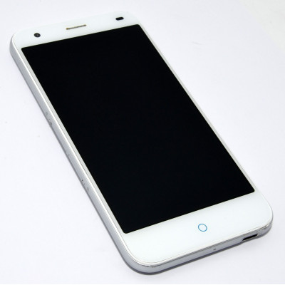 SMARTPHONE ZTE BLADE S6 16GB PLATA