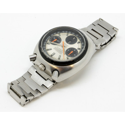 RELOJ CRONÓGRAFO AUTOMÁTICO CITIZEN BULLHEAD 67-9011